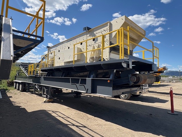 Cedarapids MVP280 closed circuit cone plant